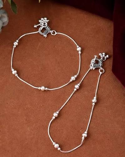 Silver anklet pair with beads