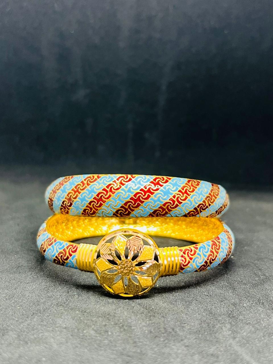 Floral charm gold bangles