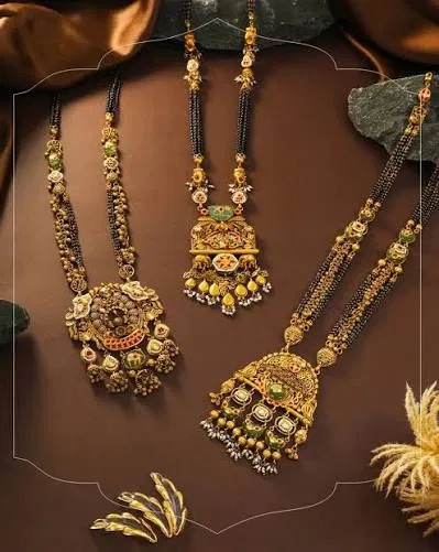 Mangalsutra collection with three pendant styles