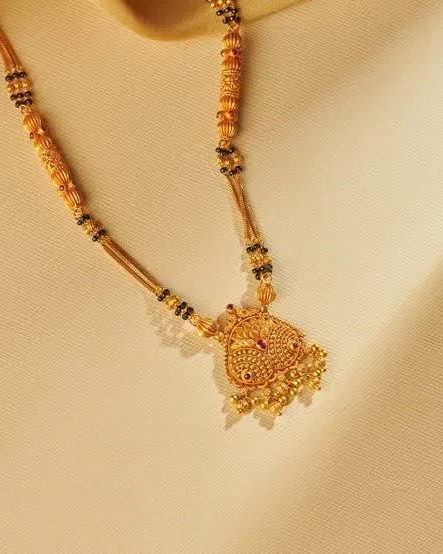 Antique gold pendant mangalsutra