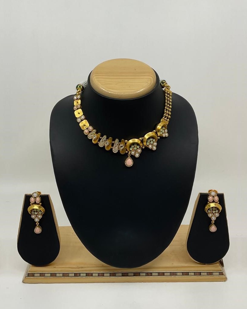 Kundan necklace set with pink stones